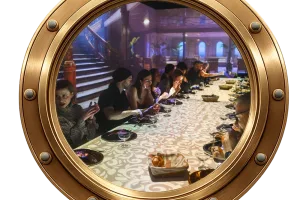 Titanic – Voyage of Moments in Wien – Geschichte & Dinner immersiv erleben