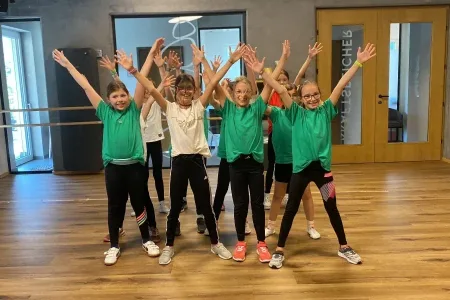 Kindertanz in Aschau im Zillertal und Fügen – spielerisch bewegen Bild 1