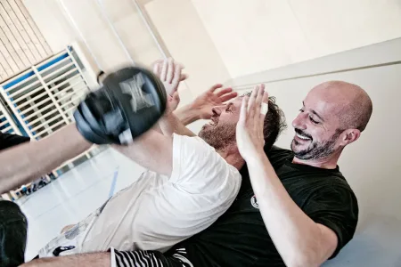 Krav Maga Training Basic in Thalgau Bild 2