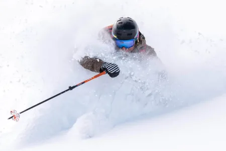 Ski-Abenteuer weltweit – Techniktraining in spektakulären Bergwelten Bild 1