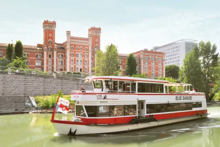 City Cruise Wien – Die Donau neu erleben Bild 1